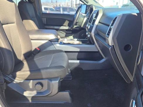 Certified 2020 Ford Expedition XLT w/ FX4 Off-Road Package image 5