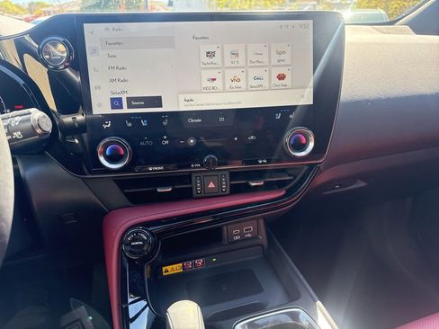 Used 2023 Lexus NX 350 AWD image 29