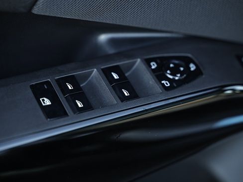 New 2026 BMW X3 xDrive30 w/ Premium Package image 16