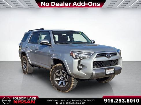 Used 2021 Toyota 4Runner TRD Off-Road Premium w/ Moonroof Package AWD/4WD image 1