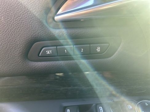 Used 2021 Cadillac XT4 Premium Luxury w/ Cold Weather Package image 15