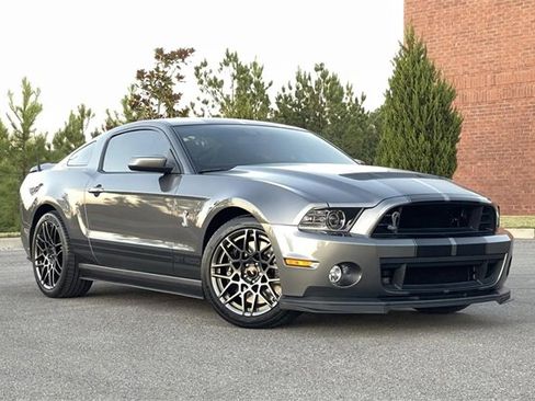 Used 2014 Ford Mustang Shelby GT500 w/ Equipment Group 821A image 1