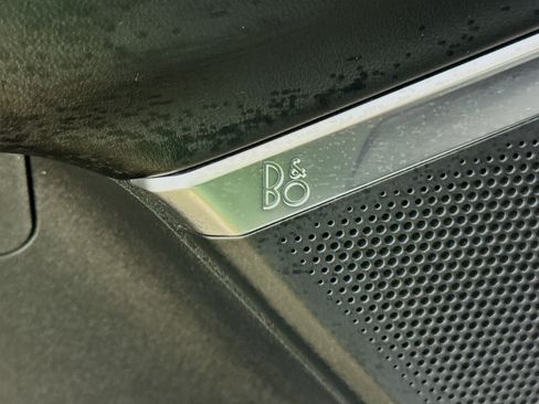 Used 2025 Ford Expedition Max Platinum image 4