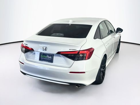 Used 2023 Honda Civic Sport image 9