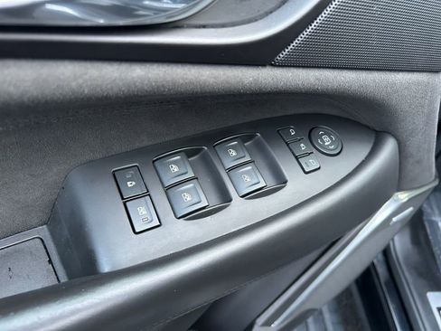 Used 2020 Cadillac Escalade Platinum image 23