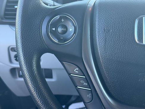 Used 2017 Honda Ridgeline RTS image 17