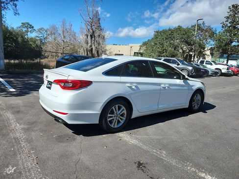Used 2017 Hyundai Sonata SE image 5