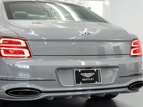 New 2026 Bentley Flying Spur Plug-In Hybrid AWD/4WD image 18