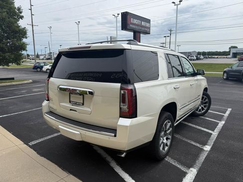 Used 2015 GMC Yukon Denali w/ Premium Package AWD/4WD image 5