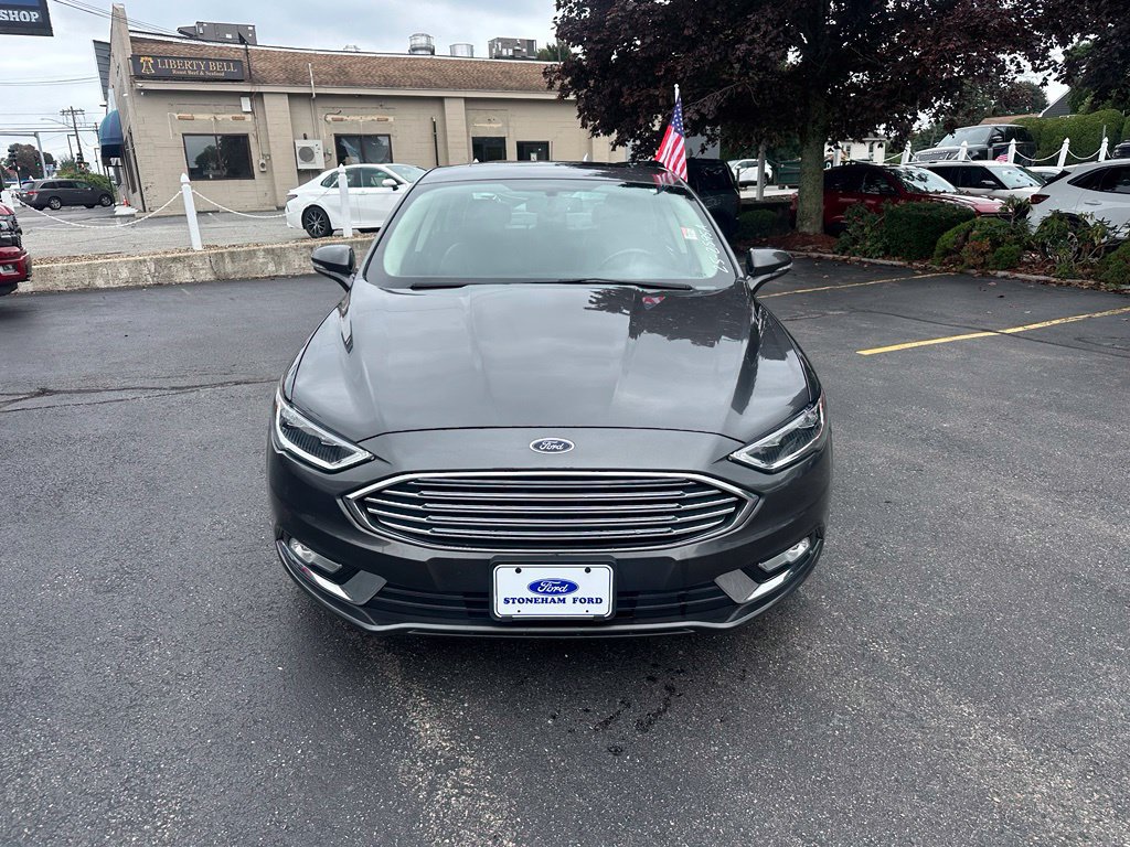 Used 2018 Ford Fusion Titanium AWD/4WD image 2