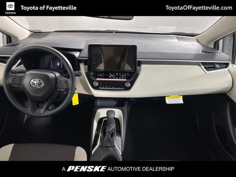 Used 2026 Toyota Corolla LE FWD image 14