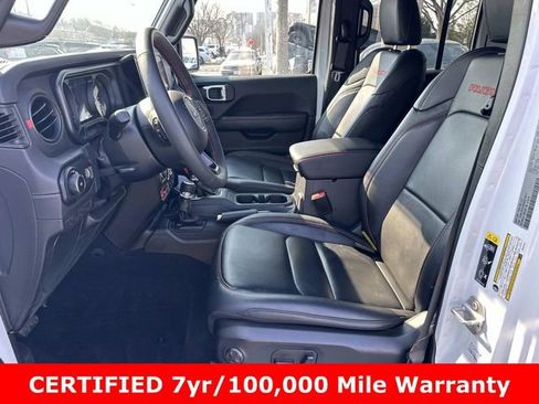 Certified 2024 Jeep Wrangler Unlimited Rubicon w/ Technology Group image 17