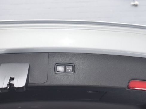 Used 2021 Porsche Cayenne Turbo image 47