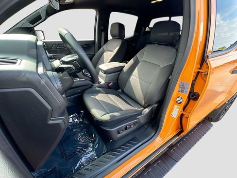 Used 2026 Chevrolet Colorado W/T w/ WT Custom Package RWD image 20