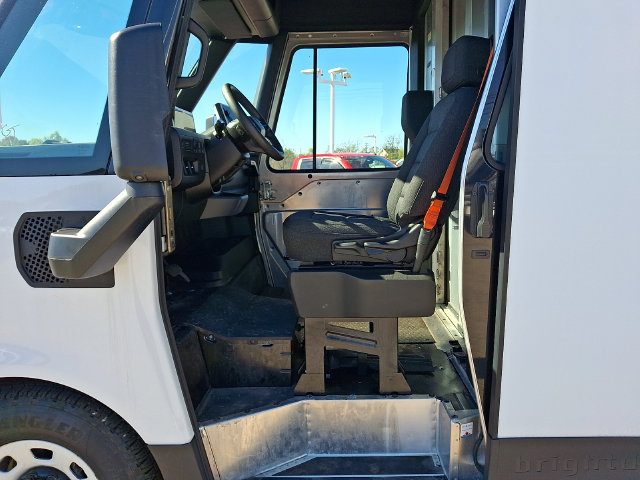 Used 2024 Chevrolet Brightdrop 600 w/ Commercial Equipment Package AWD/4WD image 14