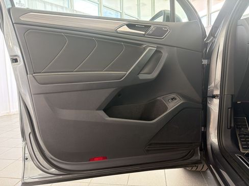 Used 2024 Volkswagen Tiguan SEL R-Line AWD/4WD image 14