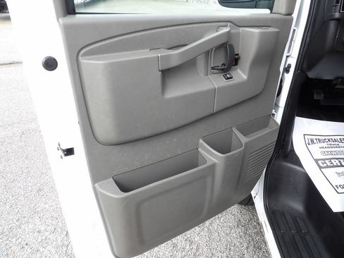 Used 2020 Chevrolet Express 2500 w/ Driver Convenience Package RWD image 14