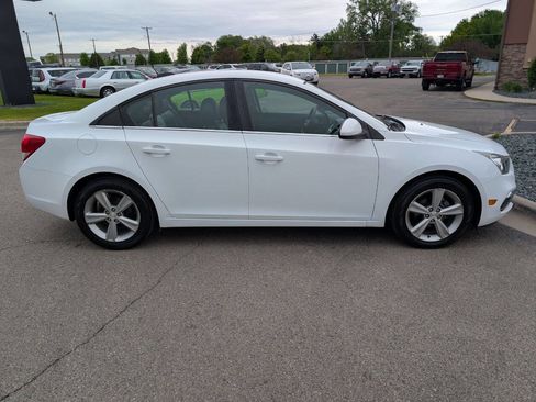 Used 2016 Chevrolet Cruze LT FWD image 10