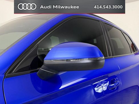 Used 2024 Audi Q5 e Premium Plus w/ Premium Plus Package AWD/4WD image 12