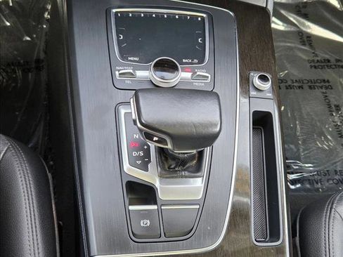 Used 2018 Audi Q5 2.0T Premium Plus w/ Premium Plus Package image 13