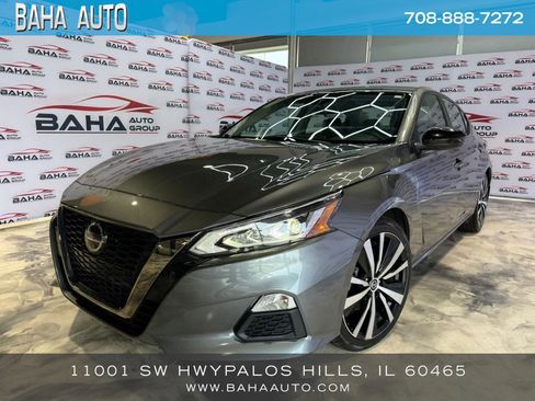 Used 2022 Nissan Altima 2.5 SR image 1