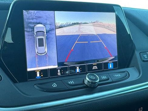 Used 2020 Chevrolet Blazer LT w/ Sound & Technology Package image 9