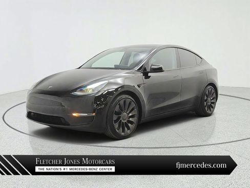 Used 2022 Tesla Model Y Performance AWD/4WD image 1