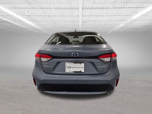 Used 2021 Toyota Corolla LE FWD image 4