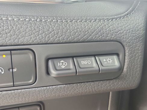 Used 2023 GMC Yukon XL Denali RWD image 30