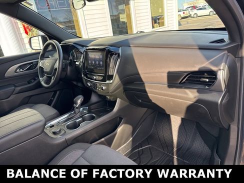 Used 2023 Chevrolet Traverse LT image 47