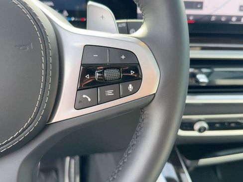 Used 2025 BMW X5 xDrive40i w/ M Sport Package image 28