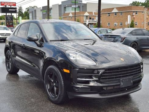 Used 2021 Porsche Macan AWD/4WD image 13