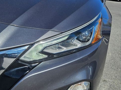 Used 2021 Nissan Altima 2.5 SV image 12