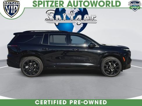 Used 2024 Chevrolet Traverse RS w/ LPO, Floor Liner Package AWD/4WD image 10
