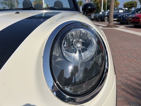 Used 2019 MINI Cooper S FWD image 6