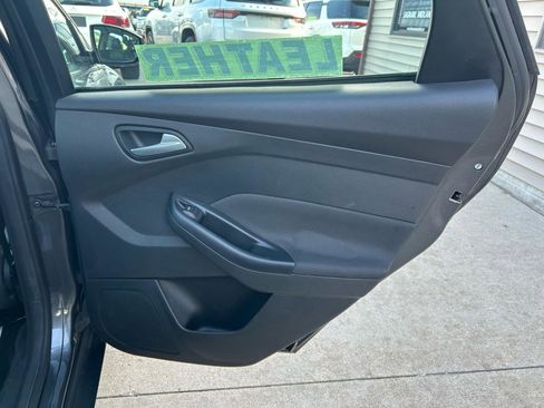Used 2015 Ford Focus SE w/ Equipment Group 201A image 15