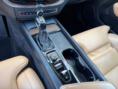 Used 2021 Volvo XC60 T5 Inscription w/ Advanced Package image 20