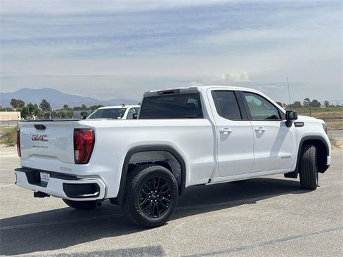 New 2026 GMC Sierra 1500 Elevation w/ LPO, Elevation Black Package image 3