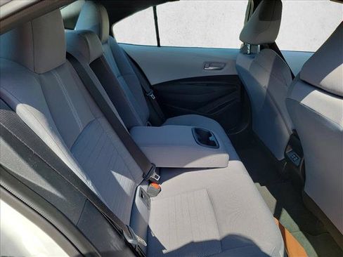 Used 2026 Toyota Corolla SE FWD image 16