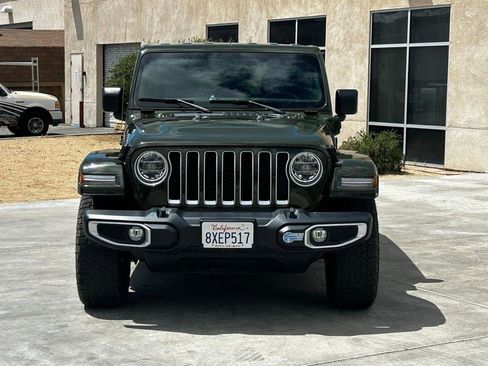 Used 2021 Jeep Wrangler Unlimited Sahara w/ Cold Weather Group AWD/4WD image 2