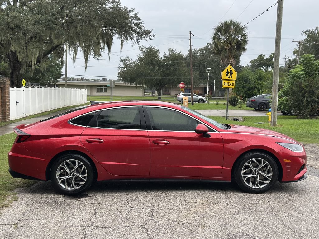 Used 2020 Hyundai Sonata SEL w/ Premium Package FWD image 6