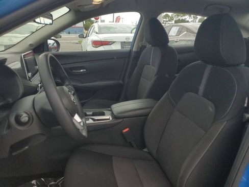 Used 2025 Nissan Sentra SV FWD image 22
