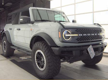 Used 2022 Ford Bronco Badlands w/ Sasquatch Package AWD/4WD image 1