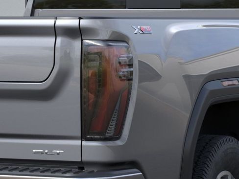 New 2026 GMC Sierra 3500 SLT w/ SLT Convenience Package AWD/4WD image 11