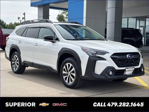 Used 2023 Subaru Outback Premium AWD/4WD image 1
