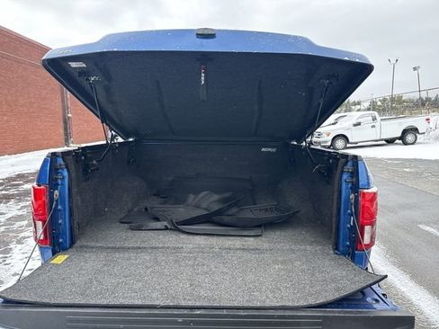 Used 2018 Ford F150 Lariat w/ Equipment Group 502A Luxury image 23