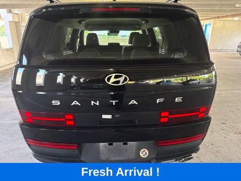 Used 2025 Hyundai Santa Fe SEL FWD image 17