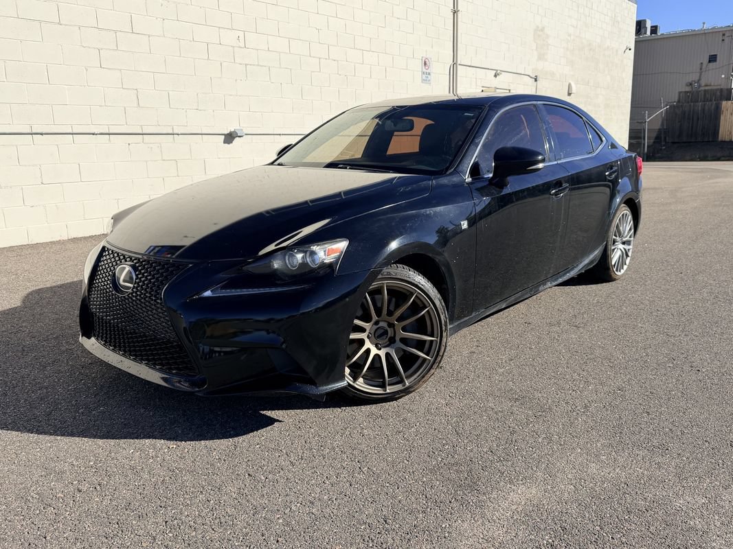 Used 2016 Lexus IS 200t w/ F Sport Package RWD image 1