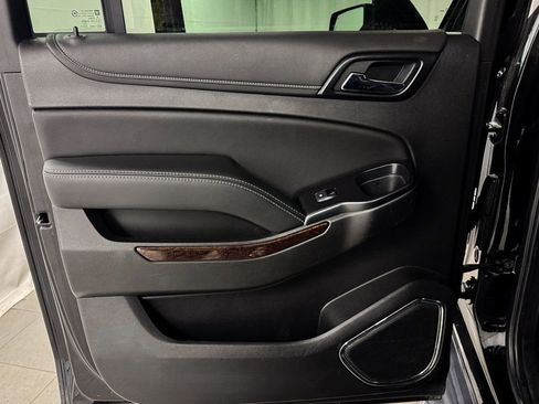 Used 2020 GMC Yukon XL SLT w/ HD Trailering Package image 15