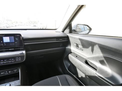 Certified 2025 Hyundai Kona SEL FWD image 13